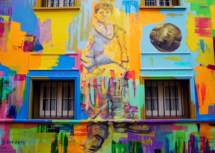 Discover Buenos Aires Street Art & Sketch with a Specialist